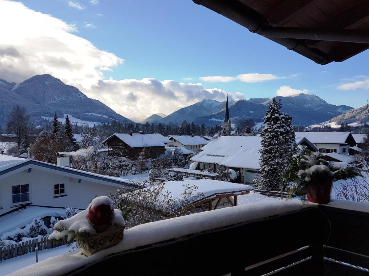 Ferienwohnungen "Am Golfplatz" Inkl. Chiemgaukarte Ruhpolding Esterno foto